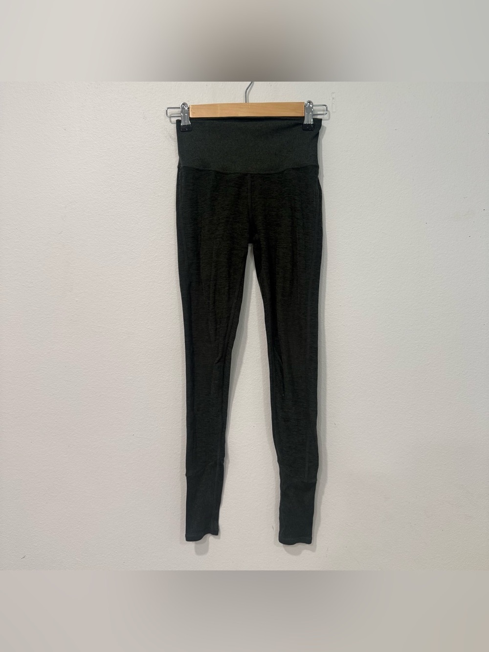 Alo Yoga Green High Waist Alosoft Lounge Leggings XXS - Picture 2 of 9